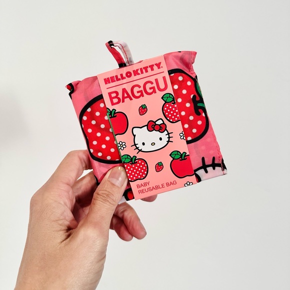 BAGGU BABY Hello Kitty Apple 🍎 Reusable Tote Bag - Picture 4 of 6